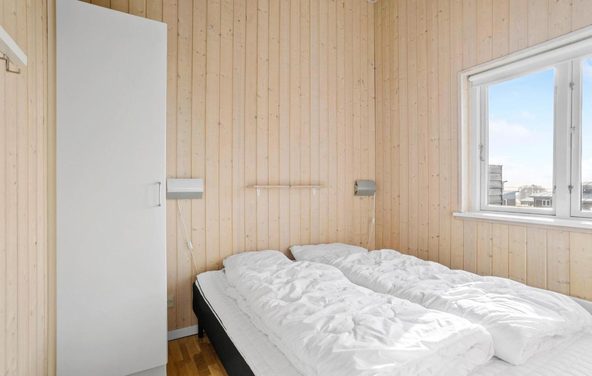 4 Bedroom Nice Home In Fåborg Exteriör bild