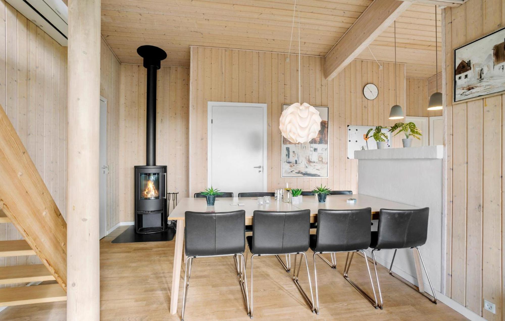 4 Bedroom Nice Home In Fåborg Exteriör bild