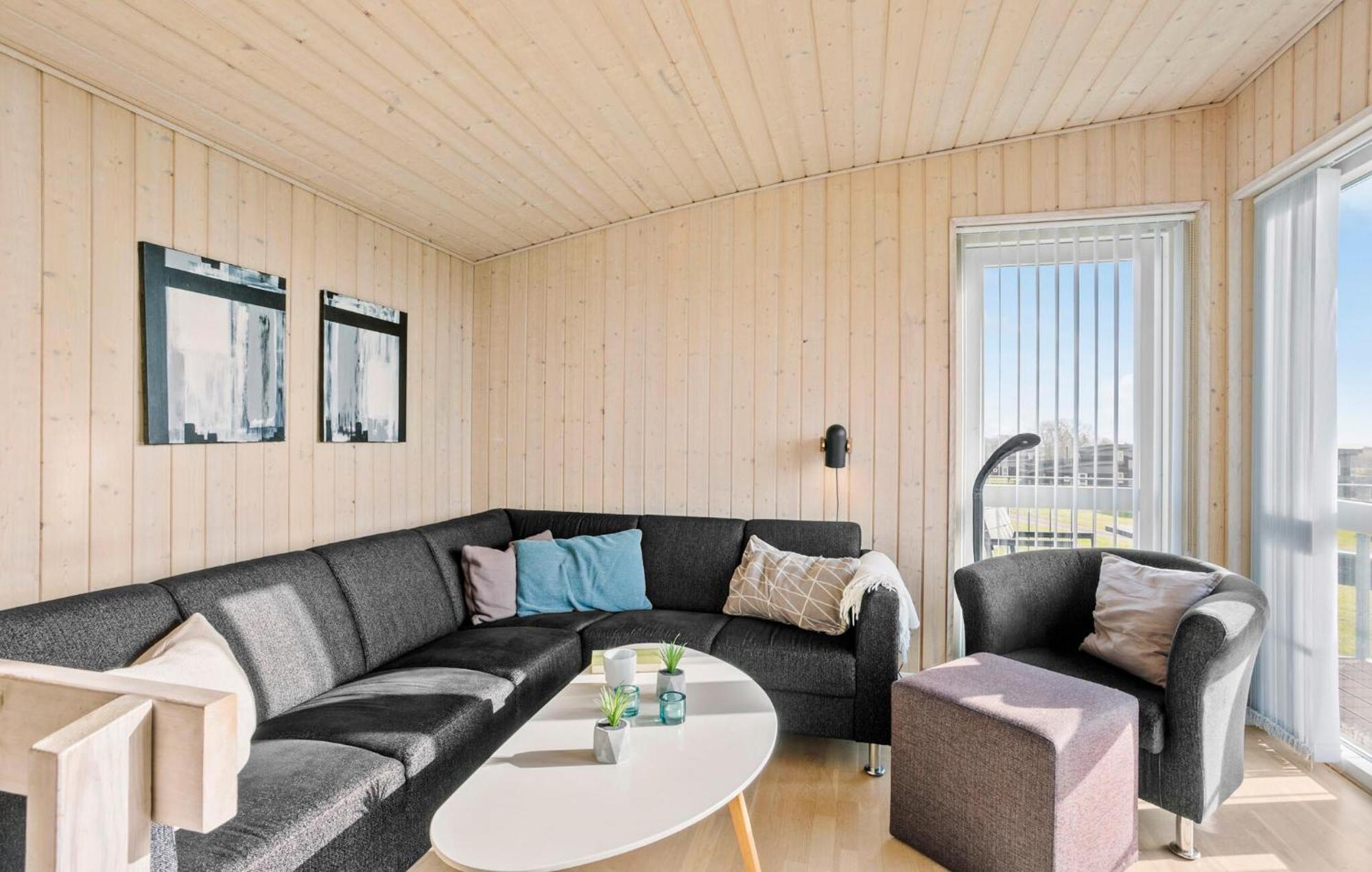 4 Bedroom Nice Home In Fåborg Exteriör bild