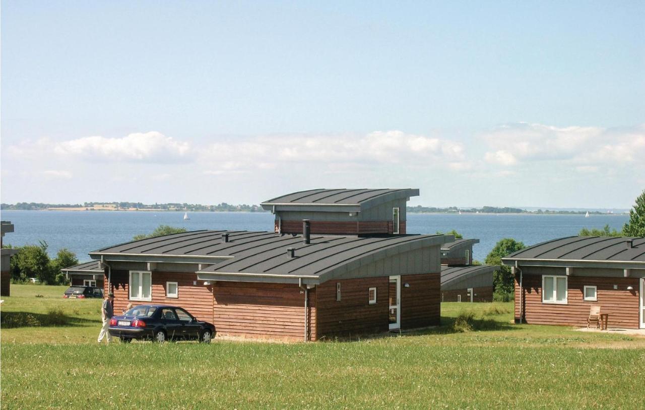 4 Bedroom Nice Home In Fåborg Exteriör bild